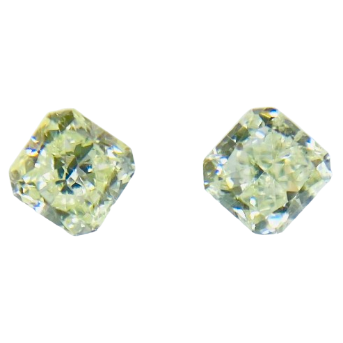 0.175 ct <br> Green Color <br> Radiant Shape